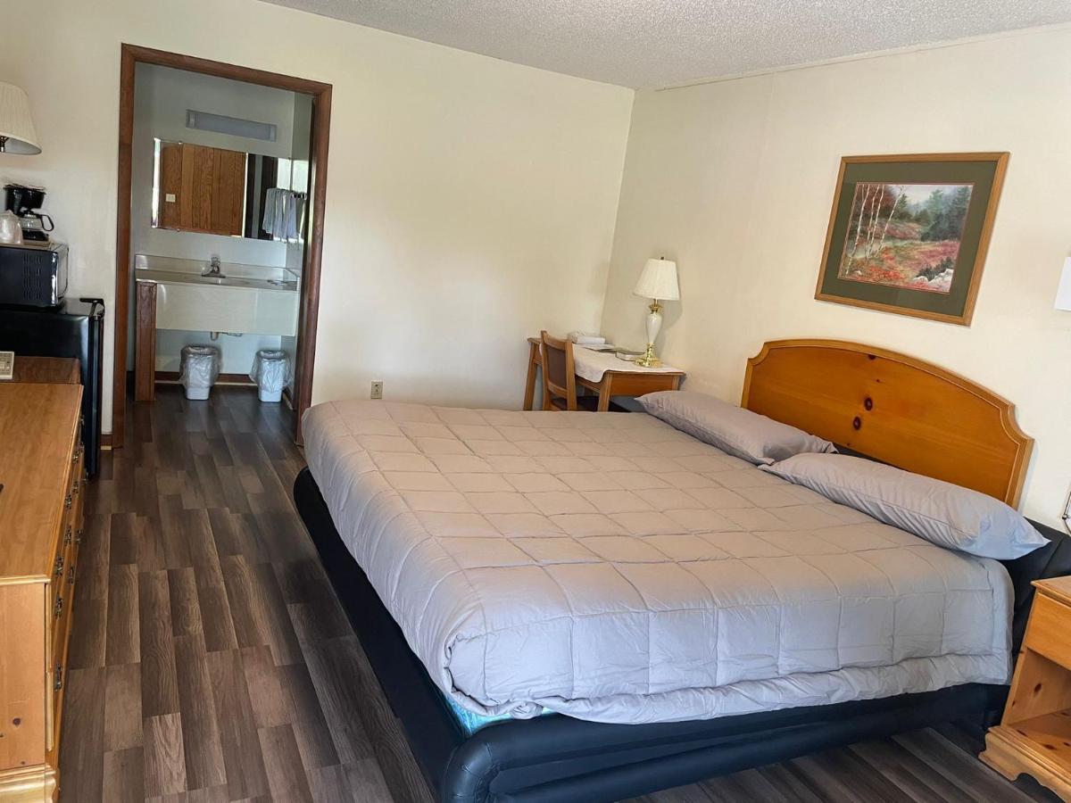 Pine Valley Motel Spruce Pine Ngoại thất bức ảnh
