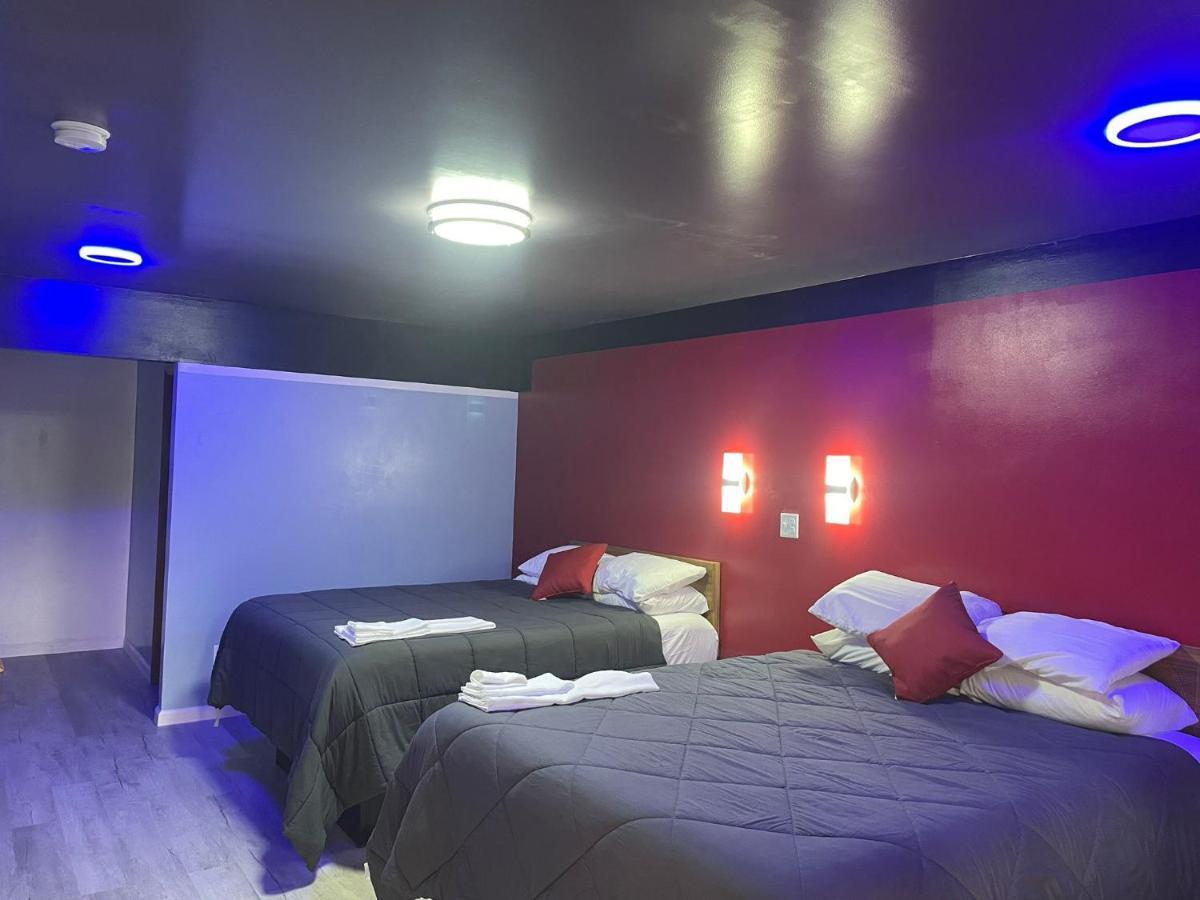 Pine Valley Motel Spruce Pine Ngoại thất bức ảnh
